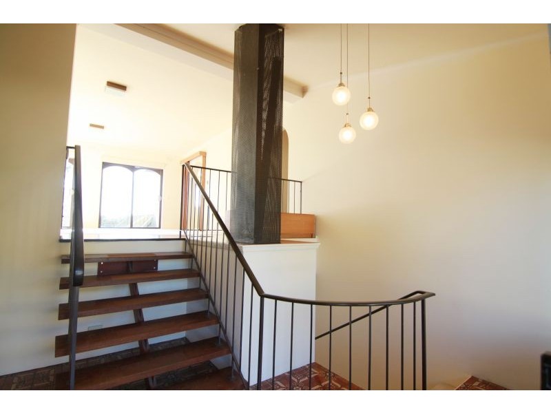 4 Estella Avenue, Glen Iris VIC 3146