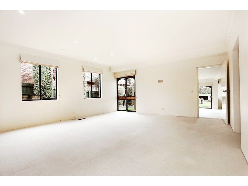 4 Estella Avenue, Glen Iris VIC 3146