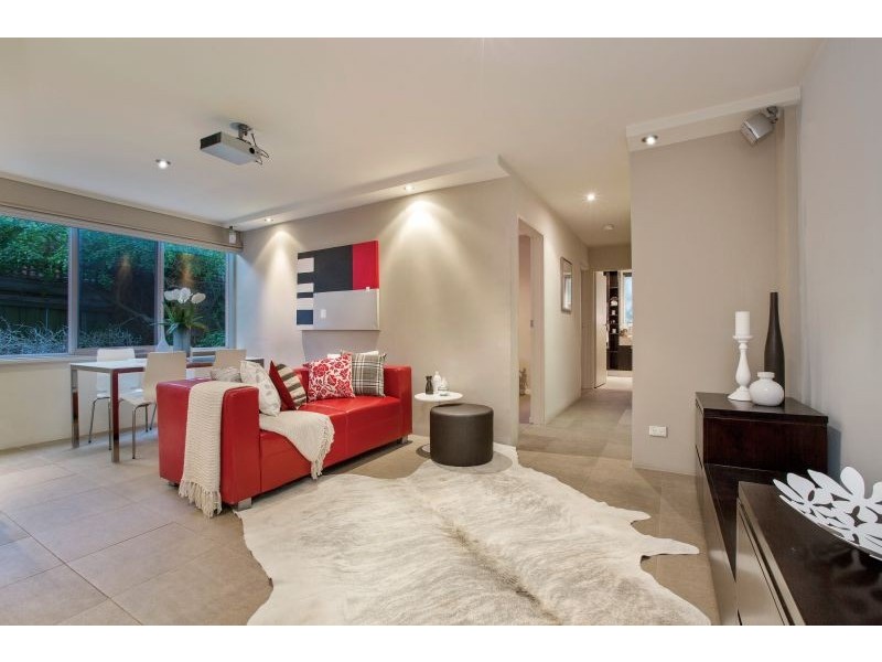 2/597 Orrong Road, Armadale VIC 3143