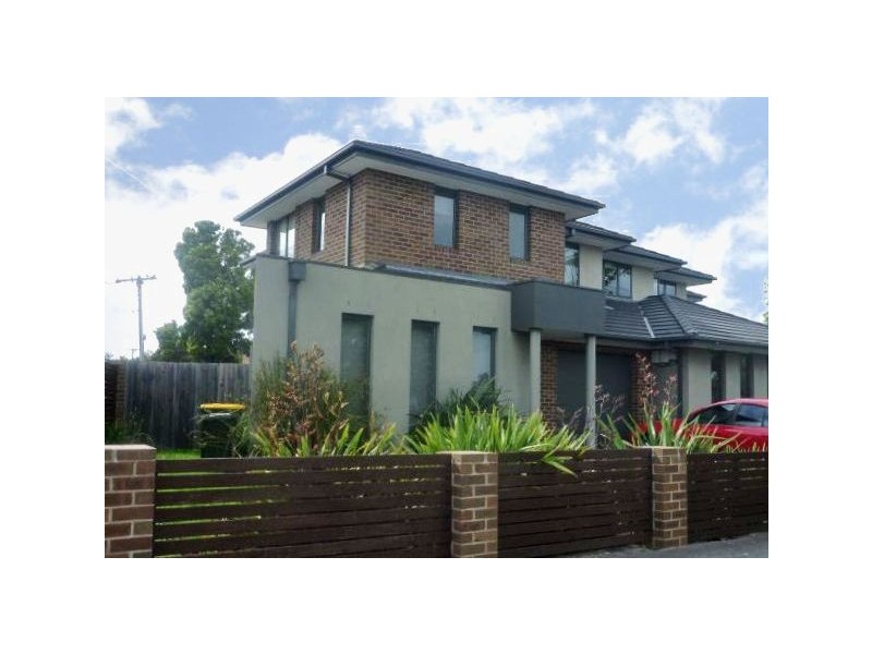 2 Howe Street, Murrumbeena VIC 3163