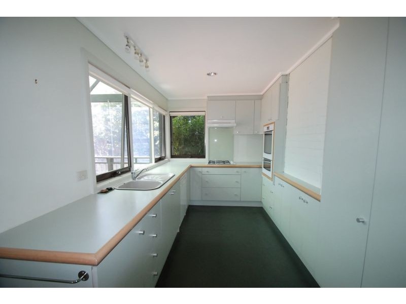 26 Hilltop Avenue, Glen Iris VIC 3146