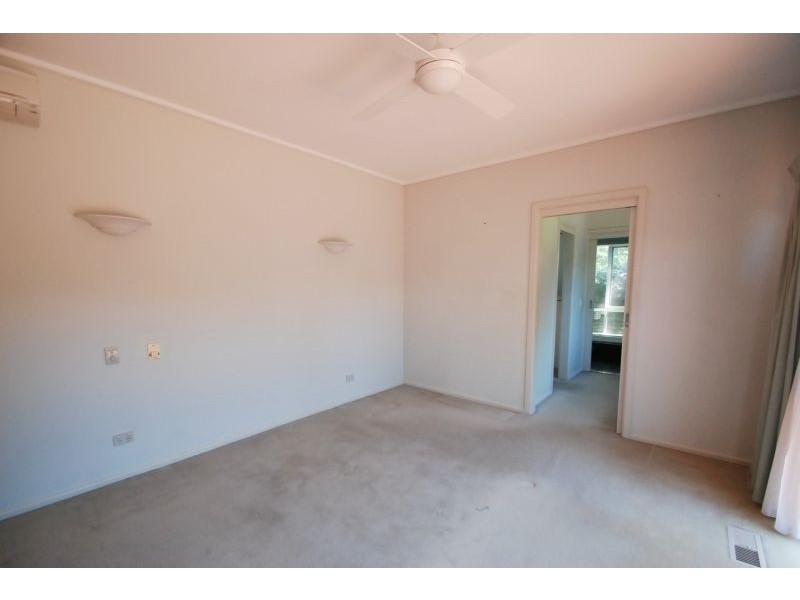 26 Hilltop Avenue, Glen Iris VIC 3146