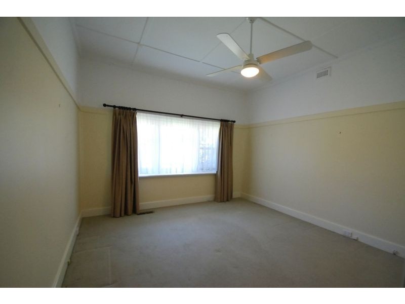 26 Hilltop Avenue, Glen Iris VIC 3146