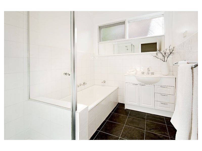 8/5-7 Osborne Avenue, Glen Iris VIC 3146