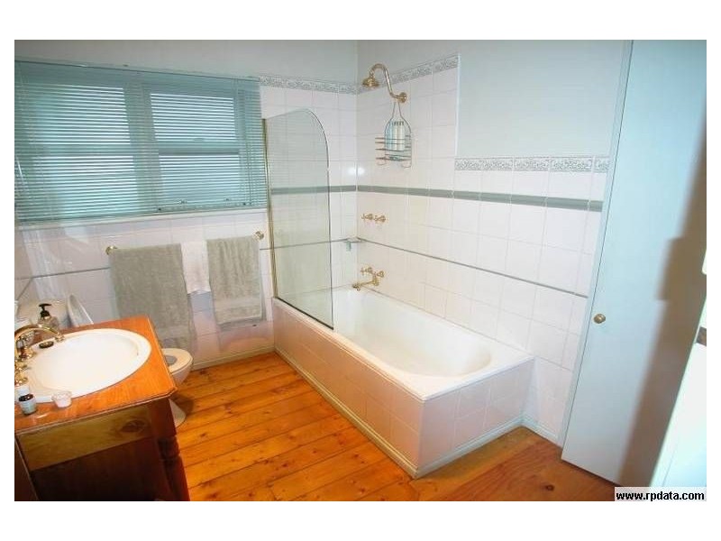 12 Fairview Avenue, Camberwell VIC 3124