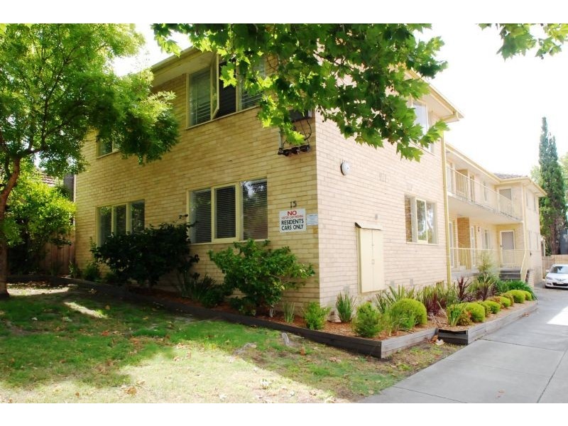 2/13 Glenvale Road, Glen Iris VIC 3146