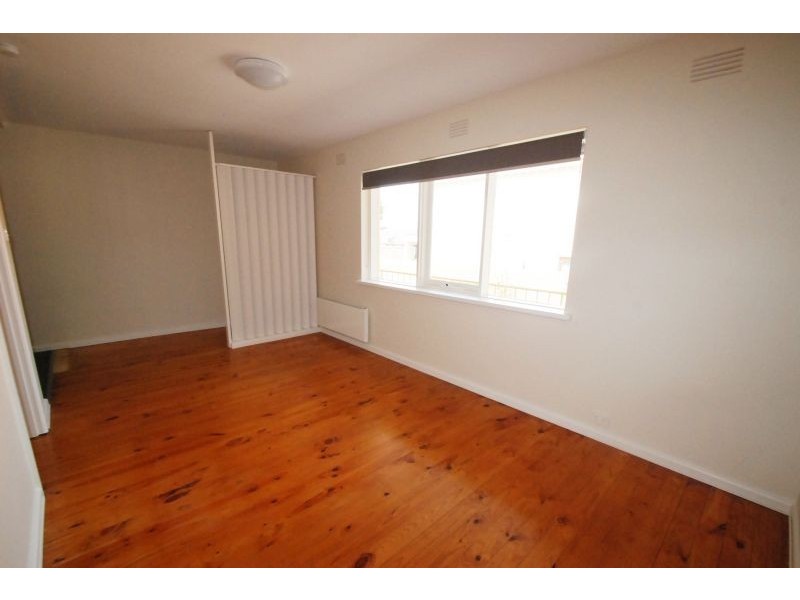 2/13 Glenvale Road, Glen Iris VIC 3146