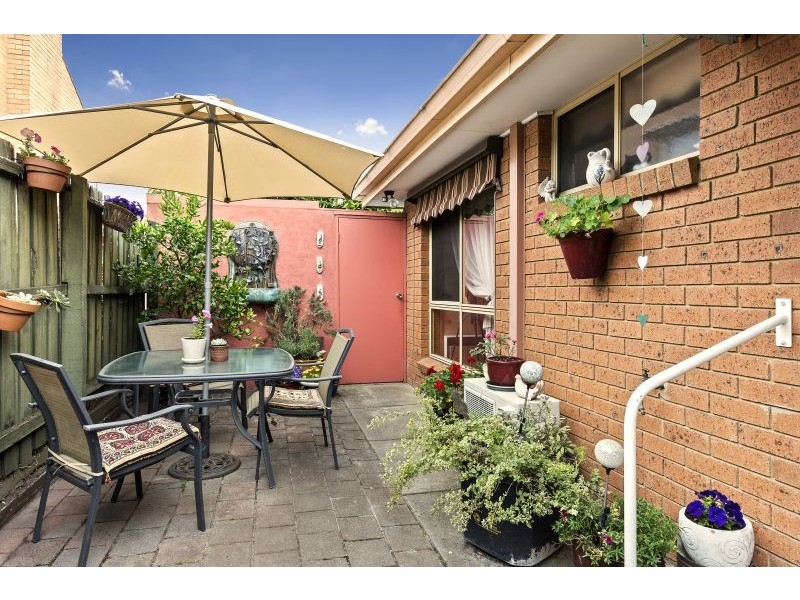 1/25 May Park Avenue, Ashwood VIC 3147