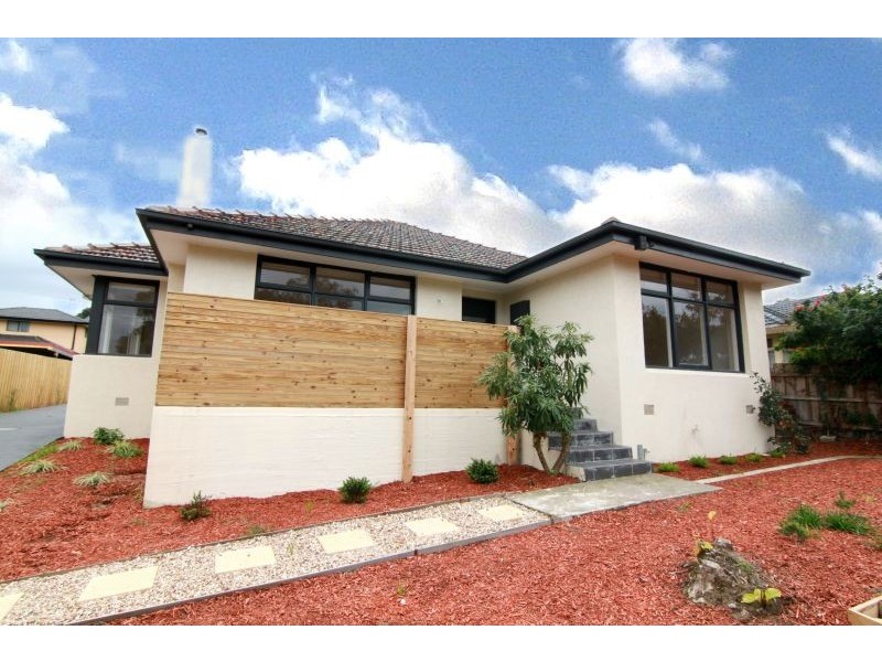 1/233 High Street Road, Ashwood VIC 3147