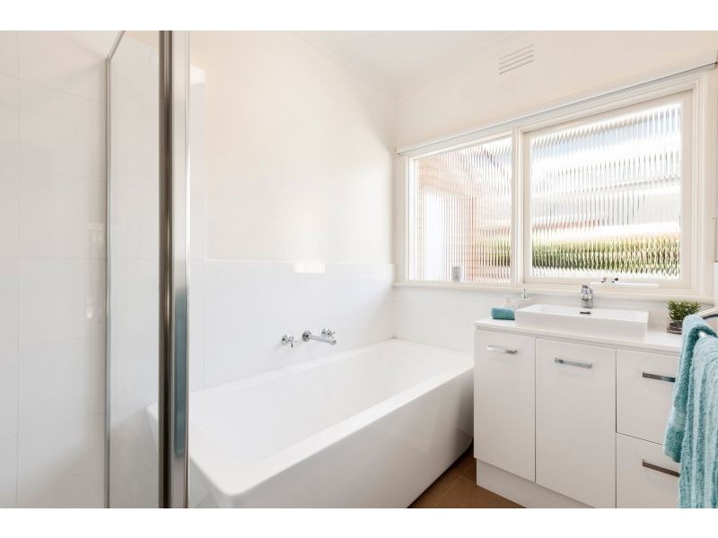 1/8 Creswick Street, Glen Iris VIC 3146