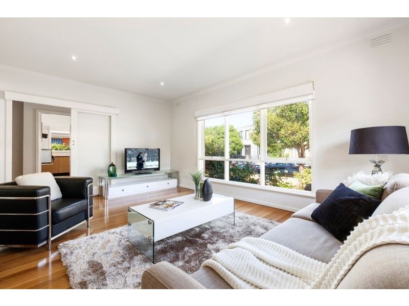 1/8 Creswick Street, Glen Iris VIC 3146