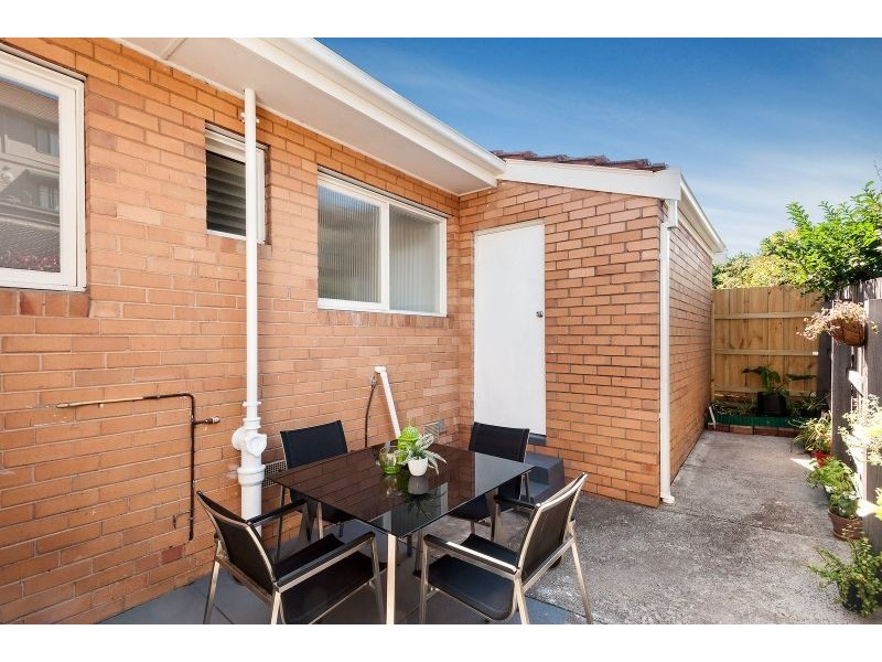 1/8 Creswick Street, Glen Iris VIC 3146