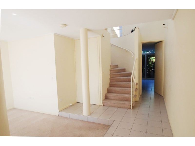 25 Marlborough Street, St Kilda VIC 3182