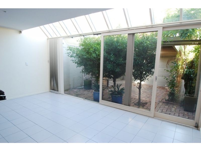 25 Marlborough Street, St Kilda VIC 3182