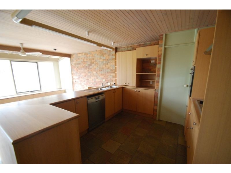 21 Middle Road, Camberwell VIC 3124