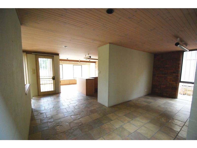 21 Middle Road, Camberwell VIC 3124