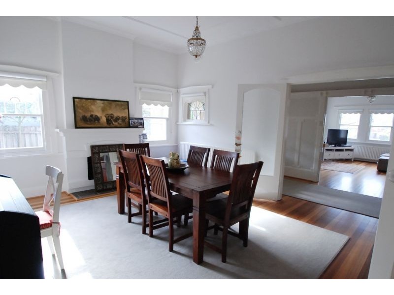 9 Coolgardie Avenue, Malvern East VIC 3145