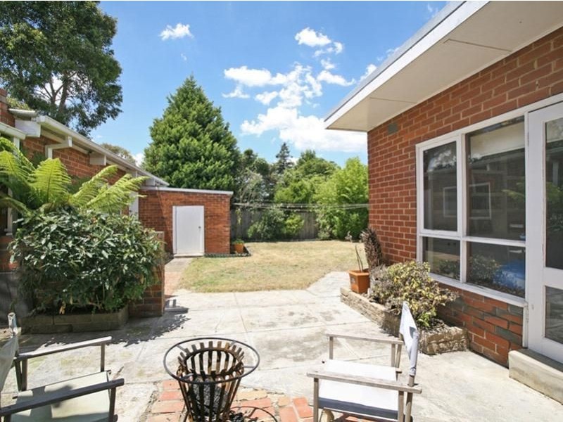 5 Sunderland Avenue, Ashburton VIC 3147