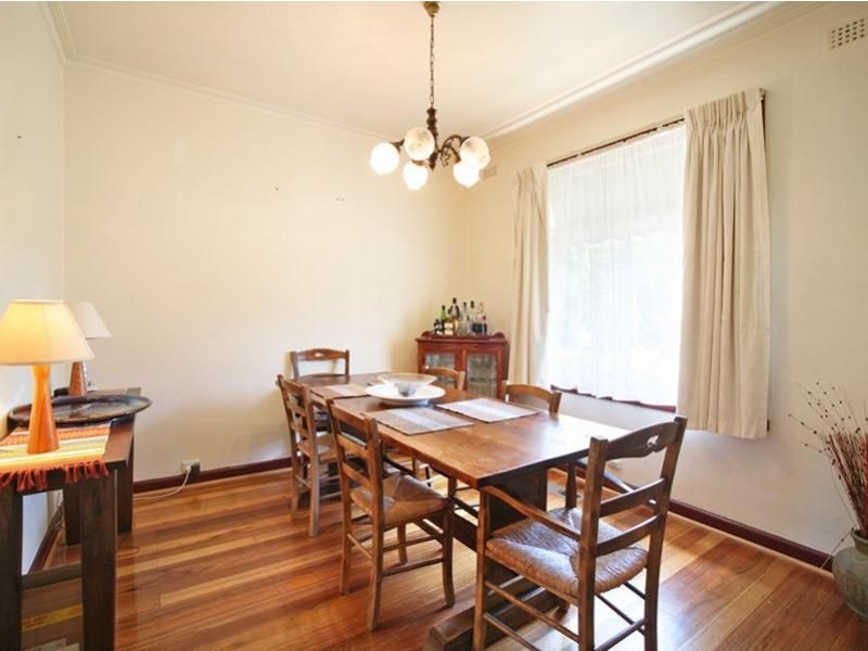 5 Sunderland Avenue, Ashburton VIC 3147