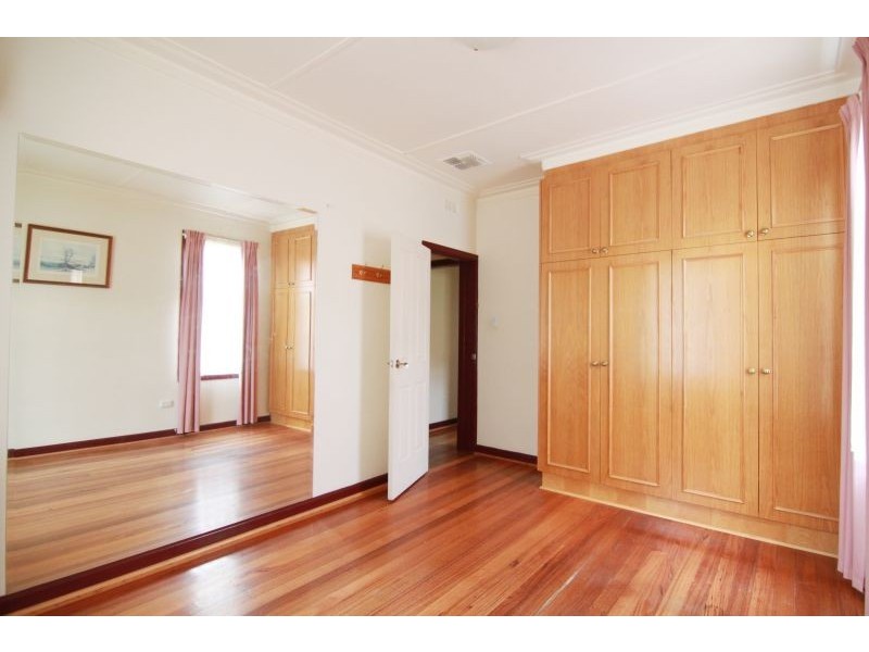 5 Sunderland Avenue, Ashburton VIC 3147