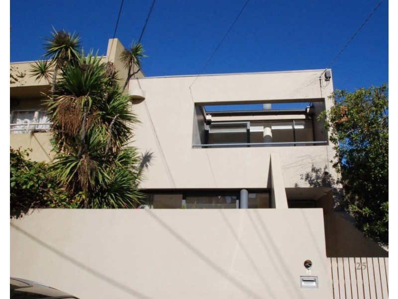 25 Marlborough Street, St Kilda East VIC 3183
