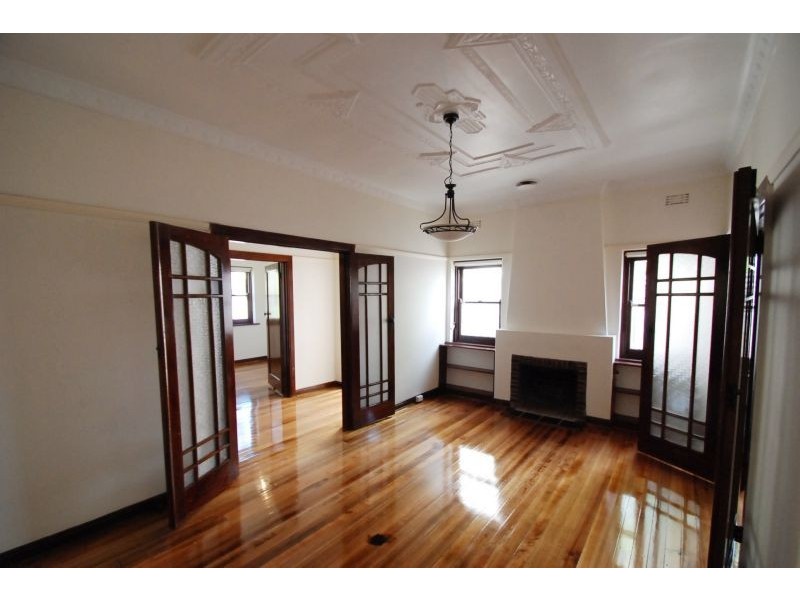 1 Kent Street, Glen Iris VIC 3146