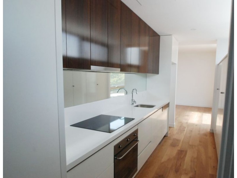 107/220 Burke Road, Glen Iris VIC 3146