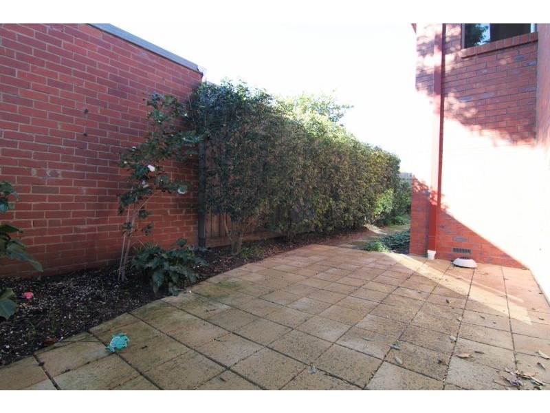 2/14 Durward Rd, Malvern East VIC 3145