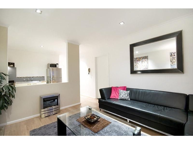 18/806-808 Warrigal Road, Malvern East VIC 3145