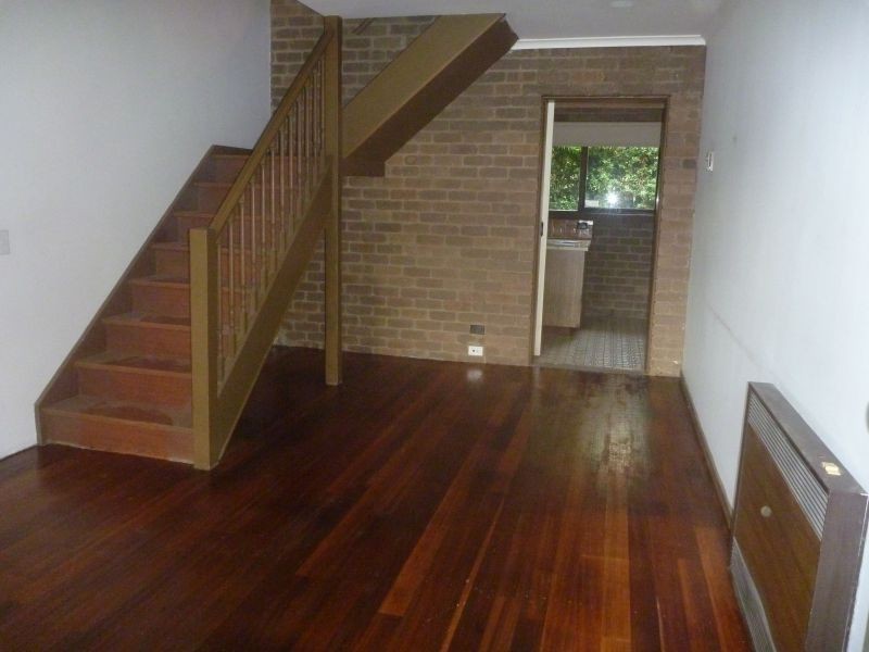 4/25 Brougham Street, Box Hill VIC 3128