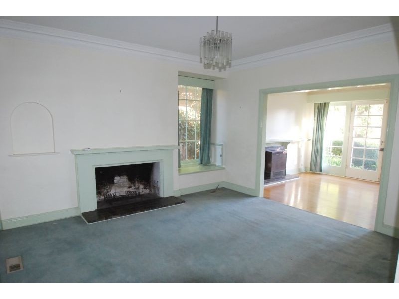 35 St Georges Crescent, Ashburton VIC 3147