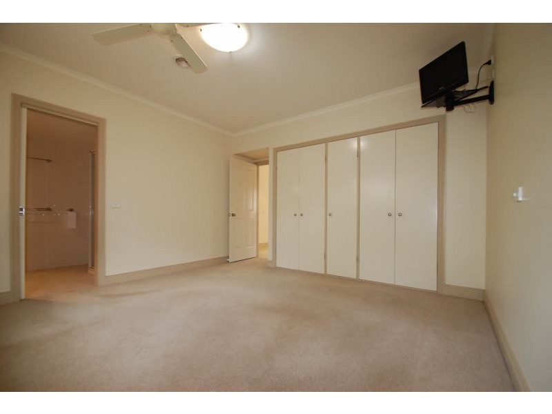 7 Bowlers Way, Malvern East VIC 3145