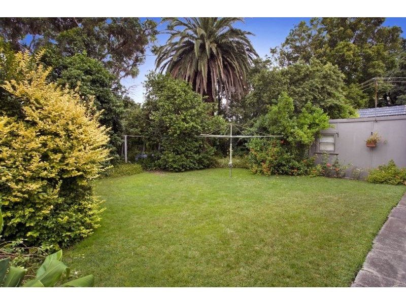 1687 Malvern Road, Glen Iris VIC 3146
