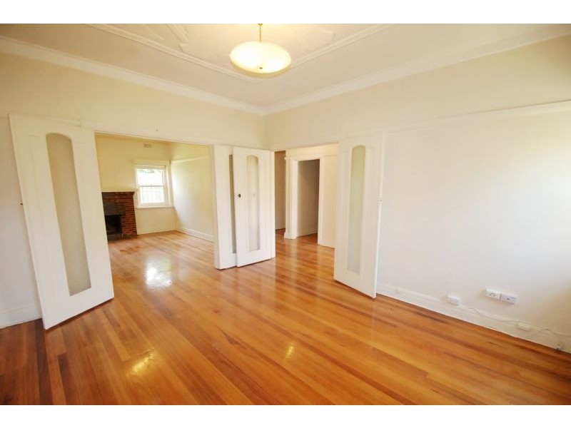 36 Cairnes Crescent, Malvern East VIC 3145