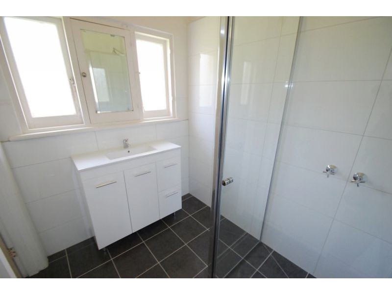 36 Cairnes Crescent, Malvern East VIC 3145