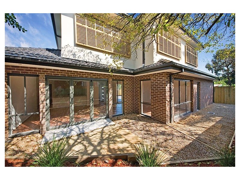 2/233 High Street Road, Ashwood VIC 3147