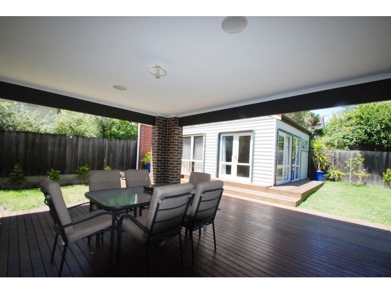 22 Renwick Street, Glen Iris VIC 3146