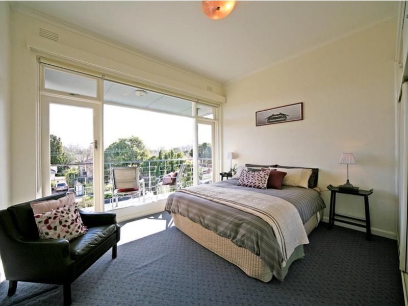 8/13 Myrniong Street, Glen Iris VIC 3146