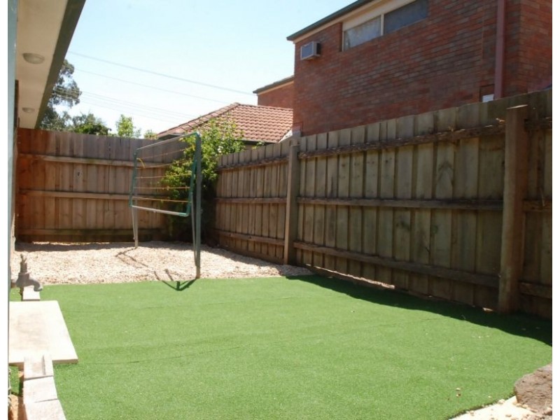 2/25 Brougham Street, Box Hill VIC 3128