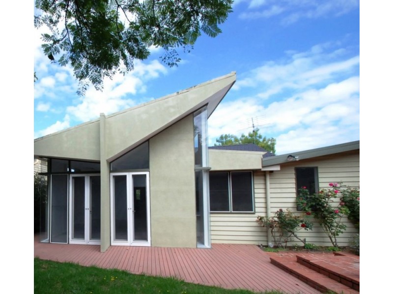 27 Albion Road, Glen Iris VIC 3146