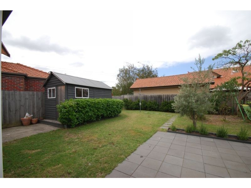 4 Howe Street, Murrumbeena VIC 3163