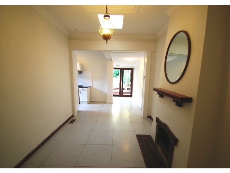 32 Essex Street, Glen Iris VIC 3146