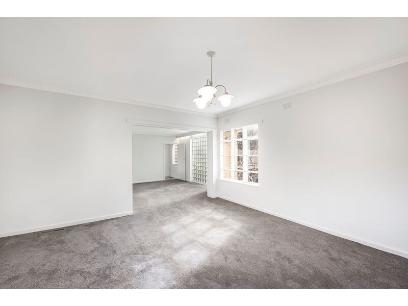 24 Glen Road, Ashburton VIC 3147