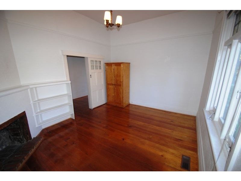 142 Tooronga Road, Glen Iris VIC 3146