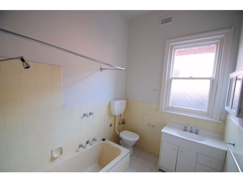 142 Tooronga Road, Glen Iris VIC 3146