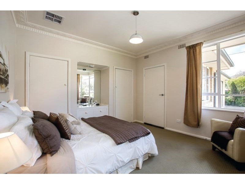 9 Delta Avenue, Ashwood VIC 3147