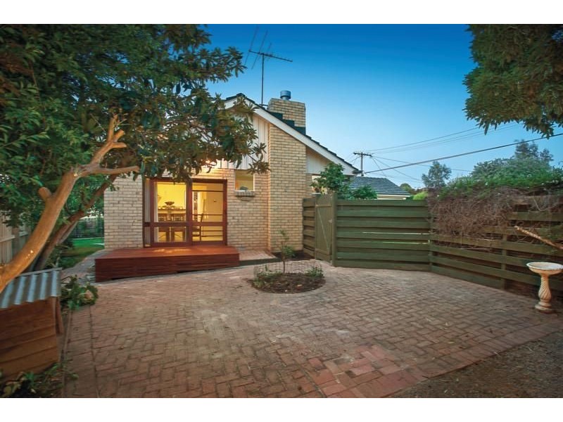 9 Delta Avenue, Ashwood VIC 3147