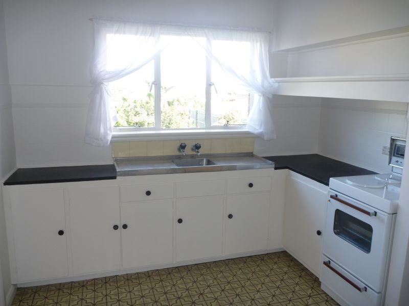 10 May Park Avenue, Ashwood VIC 3147