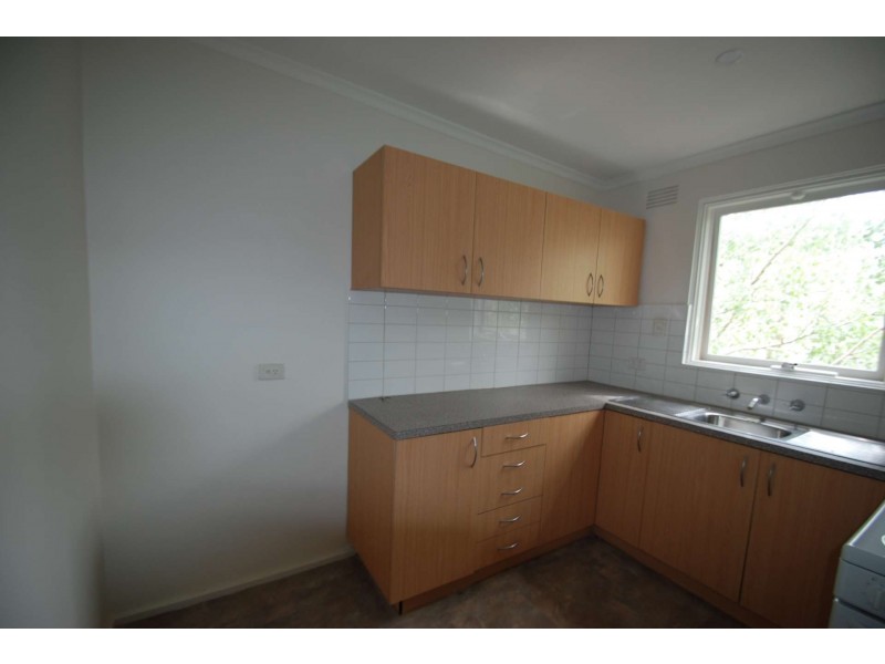 8/2 Edgar Street, Glen Iris VIC 3146