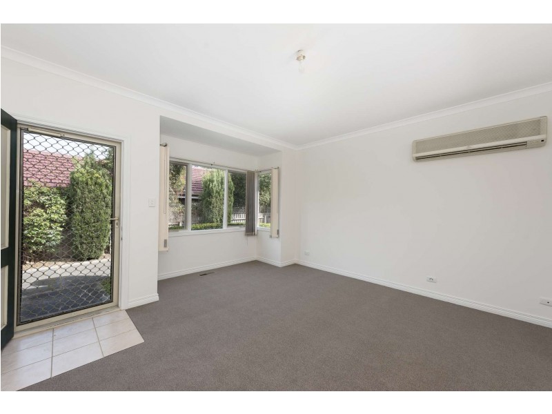 2/1260 Dandenong Road, Murrumbeena VIC 3163